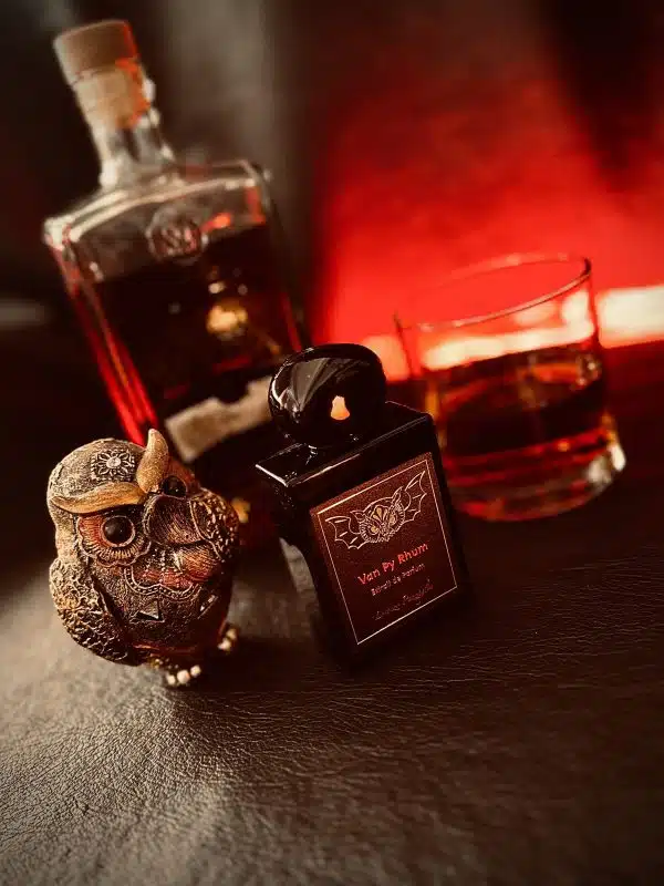 Lorenzo Pazzaglia Van Py Rhum Extrait De Parfum 50ml - Imagen 3